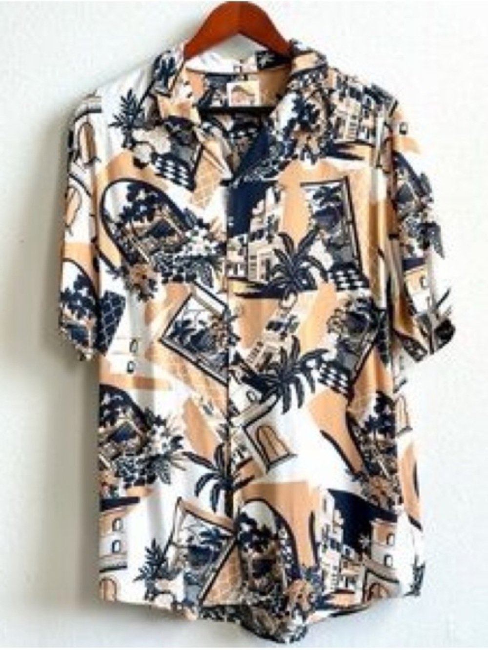 C&C California Cream and Navy Graphic Tropical Button-Down Shirt